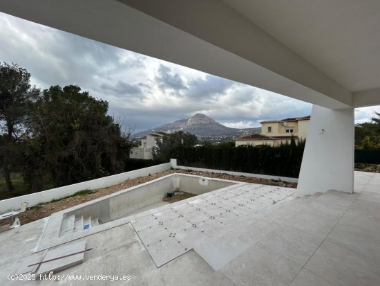 Villa en venta a estrenar en Jávea (Alicante)