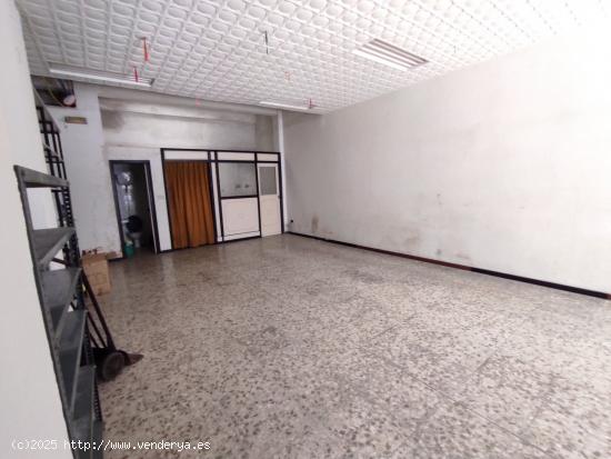 Se vende local en A Coruña, calle San Luis - A CORUÑA