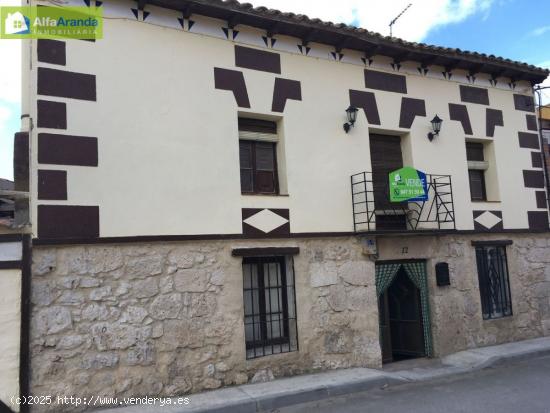  CASA EN VILLAESCUSA DE ROA CON PATIO - BURGOS 