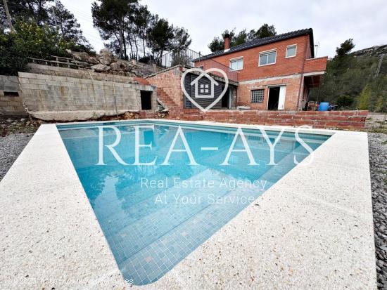 CASA EN VENTA - PISCINA - BARCELONA