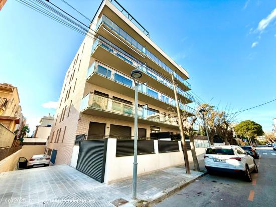 ATICO DUPLEX PRIMERA LINEA EN SEGUR DE CALAFELL - TARRAGONA