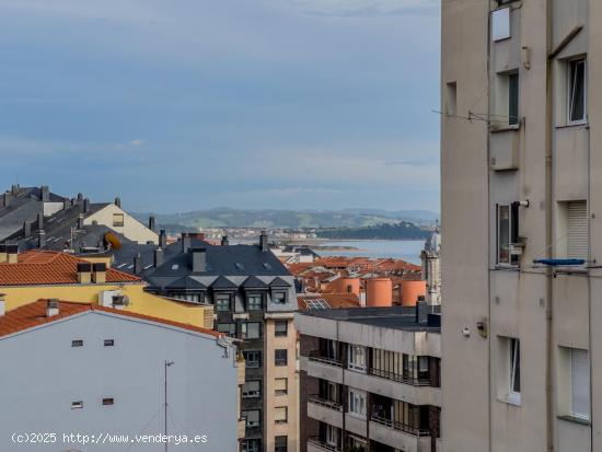 PIS O DE 5 HABITACIONES EN C/ALONSO ERCILLA - CANTABRIA