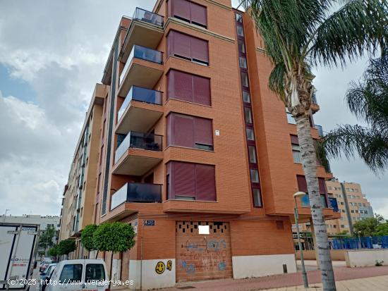  LOCAL EN VENTA, SITUADO CERCA DE LA NUEVA HACIENDA. - MURCIA 