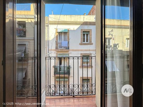 Magnifico apartamento en pleno corazón de la ciudad - BARCELONA