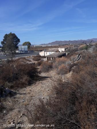 TERRENO EN LA ENTRADA DE AGUILAS - MURCIA