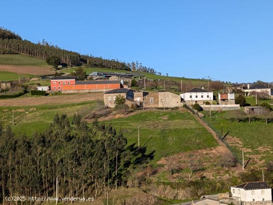 CASERÍO ASTURIANO DE ORIGEN INDIANO - ASTURIAS