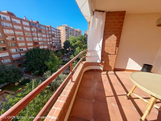 Se alquila vivienda en Urbanización El Palmeral - ALICANTE