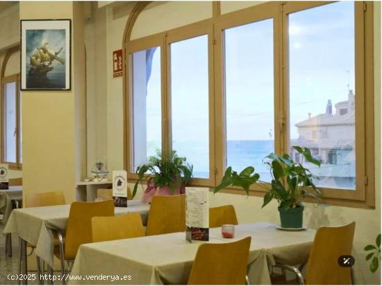 Restaurante en Esquina con Vista a la Playa de El Campello – Listo para Empezar - ALICANTE