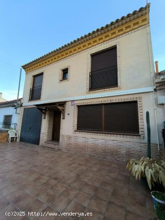 Se vende Chalet en la zona de Fatima - ALBACETE