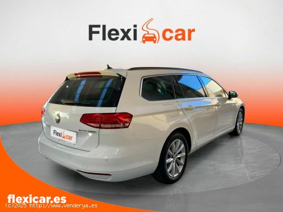 Volkswagen Passat Variant 2.0 TDI 150cv Advance BMT - Pamplona