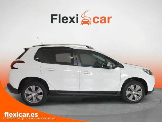 Peugeot 2008 Style 1.2L PureTech 60KW (82CV) S&S - Sevilla