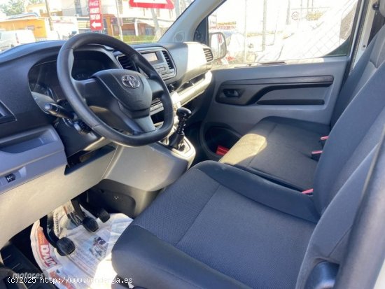 Toyota Proace Verso 1.5 DCI / 110CV de 2019 con 165.000 Km por 19.900 EUR. en Sevilla