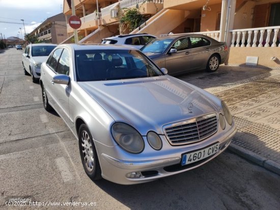 Mercedes Clase E E 320 CDI ELEGANCE AUTO de 2004 con 356.700 Km por 4.800 EUR. en Murcia