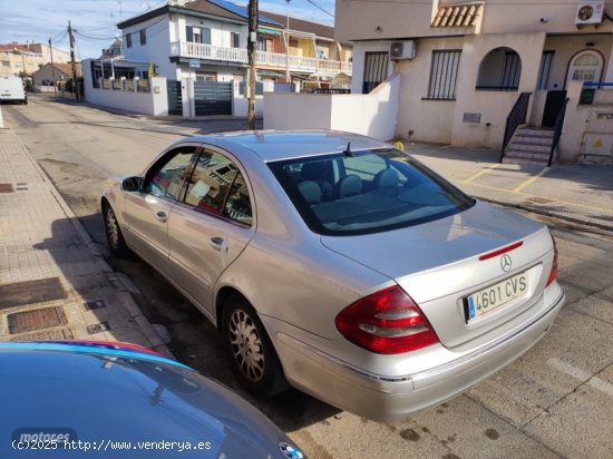 Mercedes Clase E E 320 CDI ELEGANCE AUTO de 2004 con 356.700 Km por 4.800 EUR. en Murcia