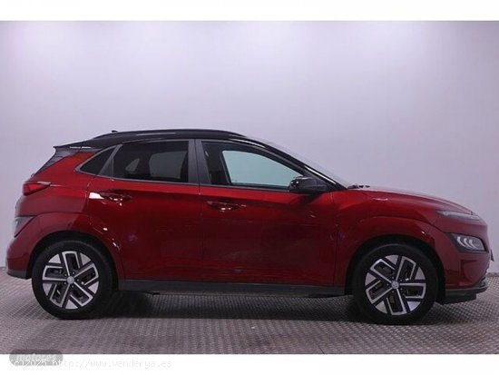 Hyundai Kona Electric EV Style Sky 150 kW (204 CV) de 2023 con 39.493 Km por 29.900 EUR. en Guadalaj