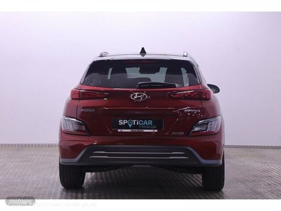 Hyundai Kona Electric EV Style Sky 150 kW (204 CV) de 2023 con 39.493 Km por 29.900 EUR. en Guadalaj