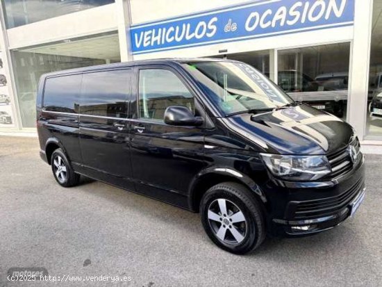 Volkswagen Caravelle LARGA DSG 9 PLAZAS de 2018 con 106.000 Km por 32.900 EUR. en Guipuzcoa