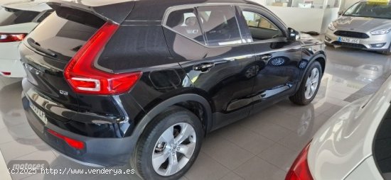 Volvo XC40 2.0 D3 150CV de 2020 con 140.000 Km por 24.850 EUR. en Caceres