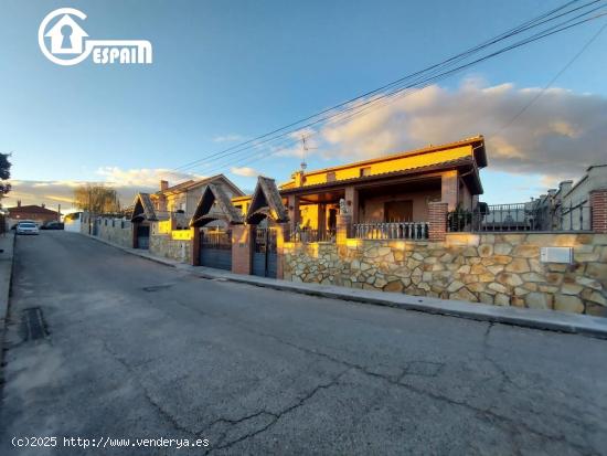 CHALET EN VENTA EN CASARRUBIOS DEL MONTE - TOLEDO