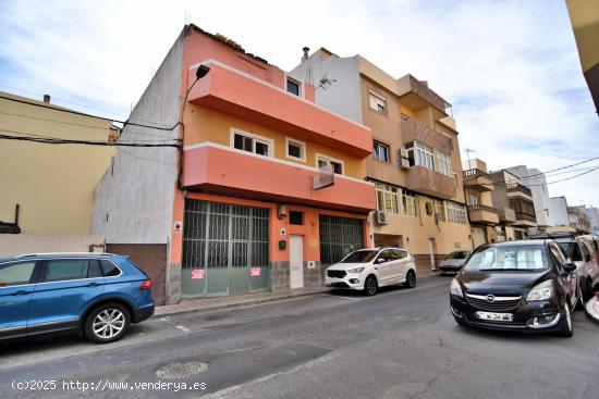 CASA TERRERA EN DOCTORAL - LAS PALMAS