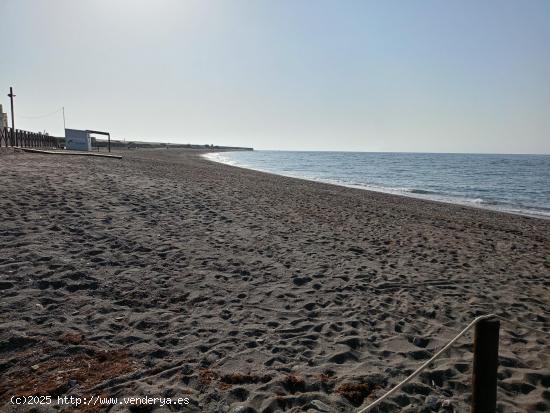  BONITO PISO A ESTRENAR EN PLAYA POZUELO - GRANADA 