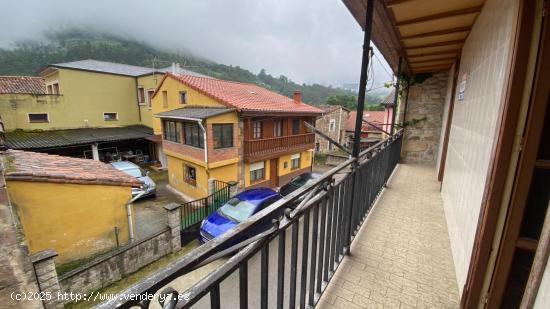 CASA EN LOS CORRALES DE BUELNA - CANTABRIA