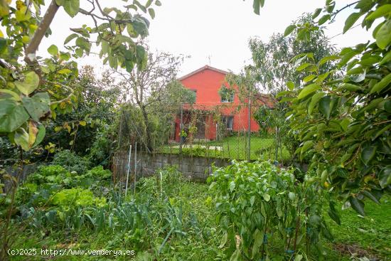 CASA INDIVIDUAL CON AMPLIA PARCELA - CANTABRIA