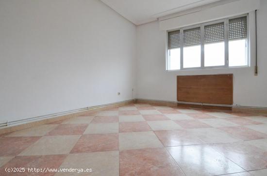 Urbis te ofrece un piso en venta en Peñaranda de Bracamonte, Salamanca. - SALAMANCA