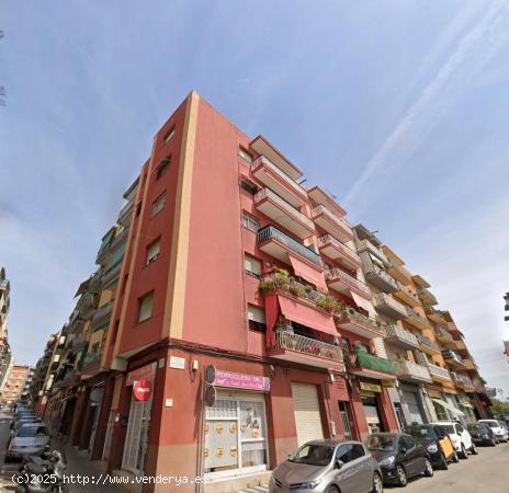 SE VENDE PISO EN MATARO - BARCELONA