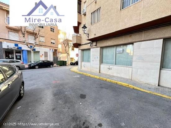 SE VENDE LOCAL EN ASPE, POSIBILIDAD DE VIVIENDA 4 PERSIANAS A LA CALLE - ALICANTE