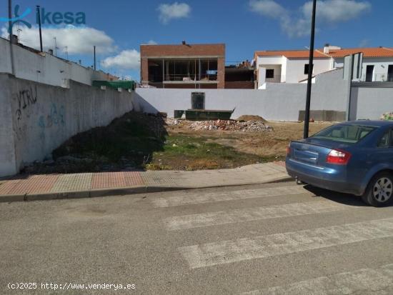 Venta de Suelo Urbano Residencial en Azuaga (Badajoz) - BADAJOZ