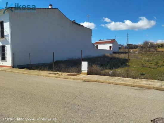 Venta de Suelo Urbano Residencial en Sector JUAN PABLO II Azuaga (Badajoz) - BADAJOZ