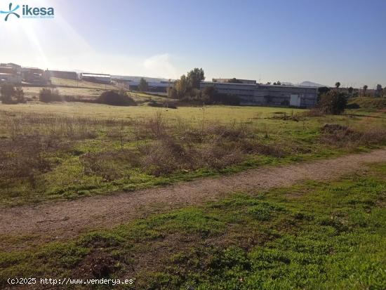 Venta de Suelo Urbano Residencial en  Mérida (Badajoz) - BADAJOZ