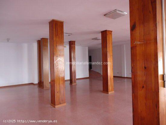 Local Comercial junto a la Cruz - CACERES