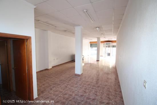 LOCAL COMERCIAL CON PATIO - MURCIA