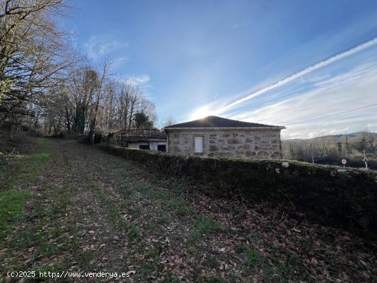 CASA DE PIEDRA A 30 MINUTOS DE OURENSE - ORENSE