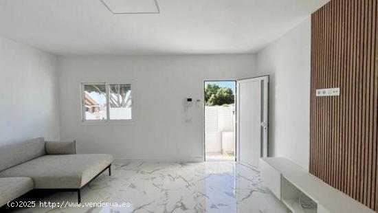 Casa a estrenar (tipo triplex) en venta en San Fernando, Gran Canaria. - LAS PALMAS