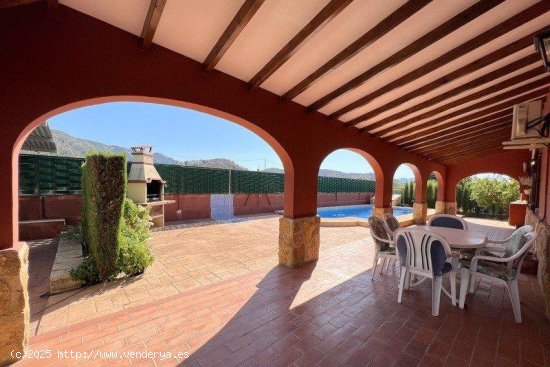 Finca en venta en Pedreguer (Alicante)