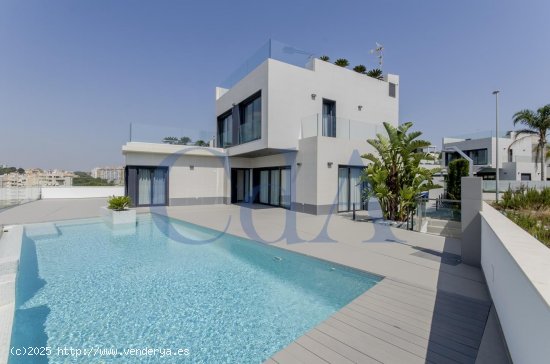 Villa en venta en Orihuela (Alicante)