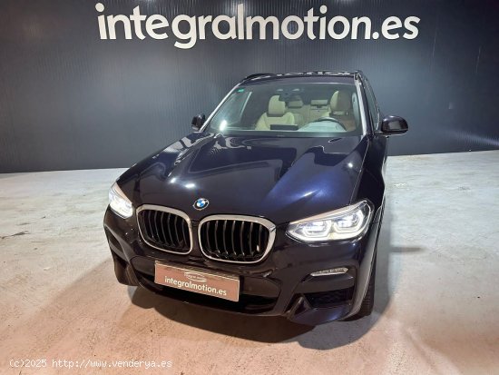 BMW X3 xDrive20d - Sada