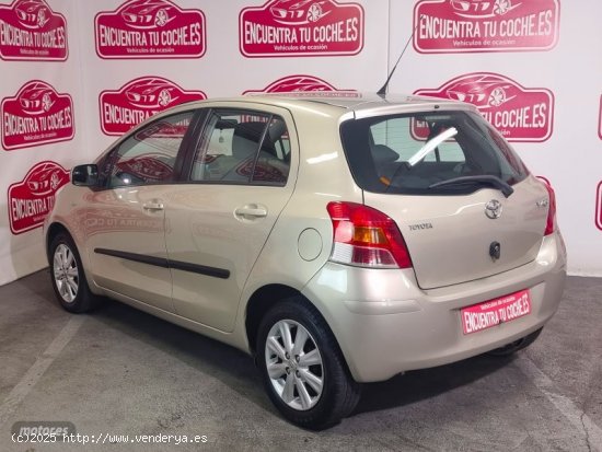 Toyota Yaris 1.3 VVT-i Active 100cv de 2010 con 105.986 Km por 7.990 EUR. en Tarragona