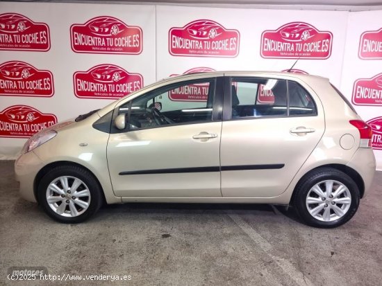 Toyota Yaris 1.3 VVT-i Active 100cv de 2010 con 105.986 Km por 7.990 EUR. en Tarragona