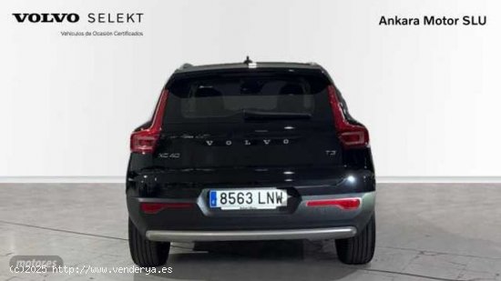 Volvo XC40 1.5 T3 MOMENTUM PRO AUTO 5P de 2021 con 65.000 Km por 26.900 EUR. en Alicante