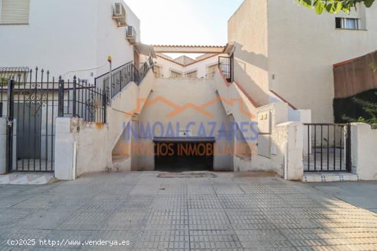 PLAZA DE GARAJE SITUADA EN CALLE OSLO, LOS NAREJOS, LOS ALCÁZARES, MURCIA. - MURCIA