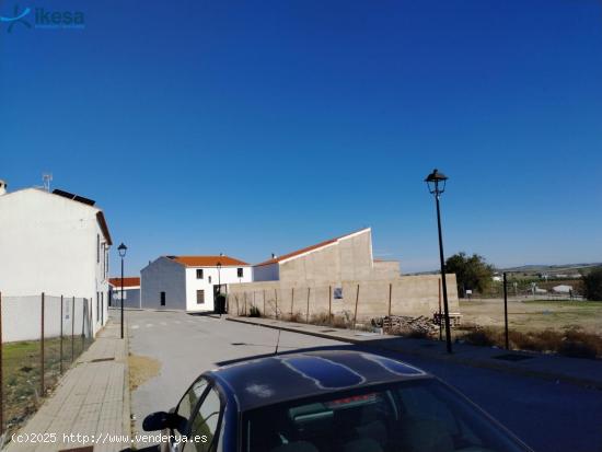 Venta de Suelo Urbano Residencial en C/VICTIMAS DEL TERRORISMO - Azuaga (Badajoz) - BADAJOZ