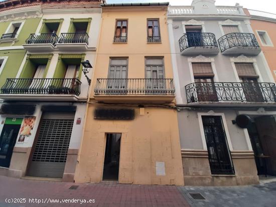  SOLAR PARA EDIFICAR TU CASA EN PLENO CENTRO DE LA CIUDAD - VALENCIA 