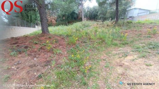 Terreno urbano en urbanización Roca Rossa, Tordera - BARCELONA