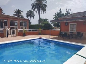  Villa en venta en Elche (Alicante) 