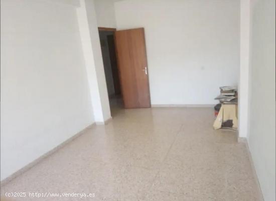 VIVIENDA DE 3 DORMITORIOS CON EXCELENTES VISTAS Y MUY CENTRICA - ALBACETE