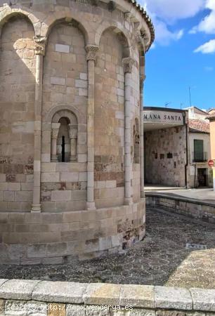 INVERSIÓN EN EL CENTRO DE ZAMORA - ZAMORA